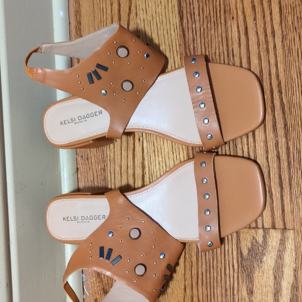 Kelsi Dagger Brooklyn Heals Size 8.5 - Picture 2 of 3